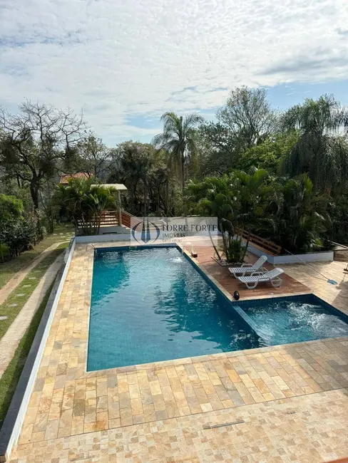 Chácara com 9 quartos à venda, 740m2 em Conjunto Habitacional União, Itu - SP - imagem 1 Foto 1 de Chácara com 9 quartos à venda, 740m2 em Conjunto Habitacional União, Itu - SP