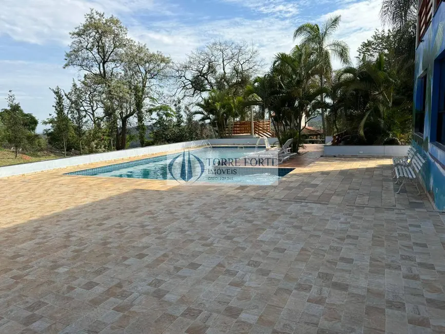 Chácara com 9 quartos à venda, 740m2 em Conjunto Habitacional União, Itu - SP - imagem 3 Foto 3 de Chácara com 9 quartos à venda, 740m2 em Conjunto Habitacional União, Itu - SP
