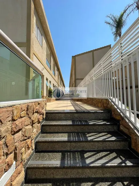 Foto 2 de Sobrado com 3 quartos à venda, 157m2 em Chora Menino, São Paulo - SP