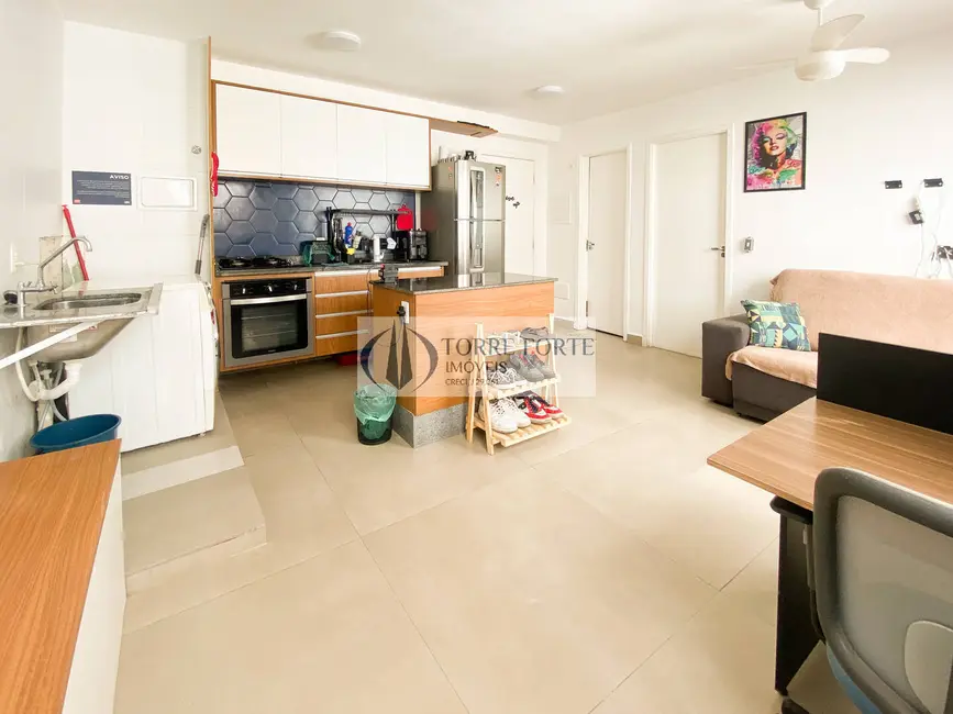 Foto 2 de Apartamento com 1 quarto à venda, 34m2 em Barra Funda, São Paulo - SP
