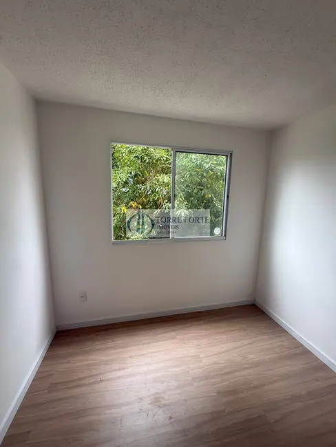 Foto 3 de Apartamento com 2 quartos à venda, 40m2 em Chácara Estância Paulista, Suzano - SP