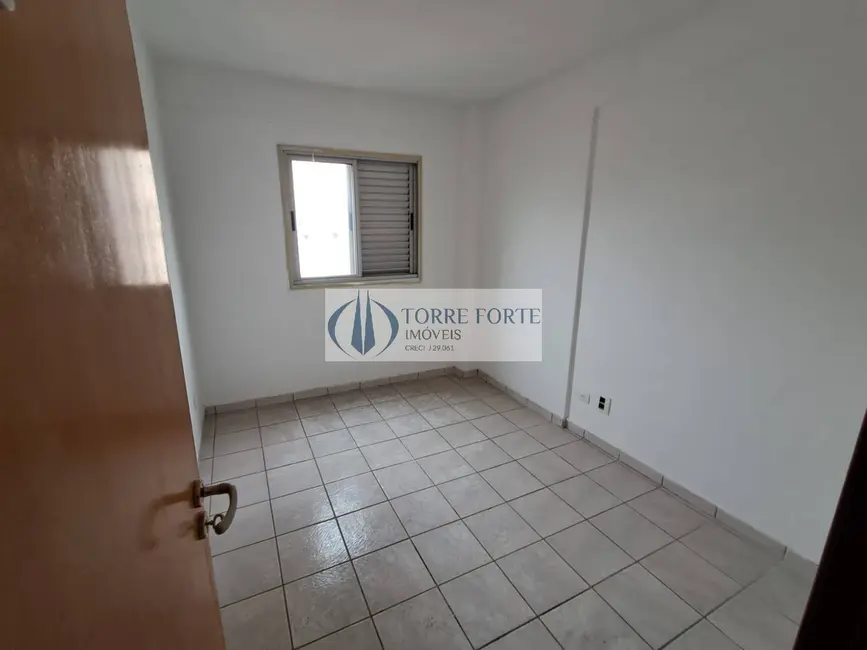 Foto 5 de Apartamento com 2 quartos para alugar, 62m2 em Vila Antonieta, São Paulo - SP