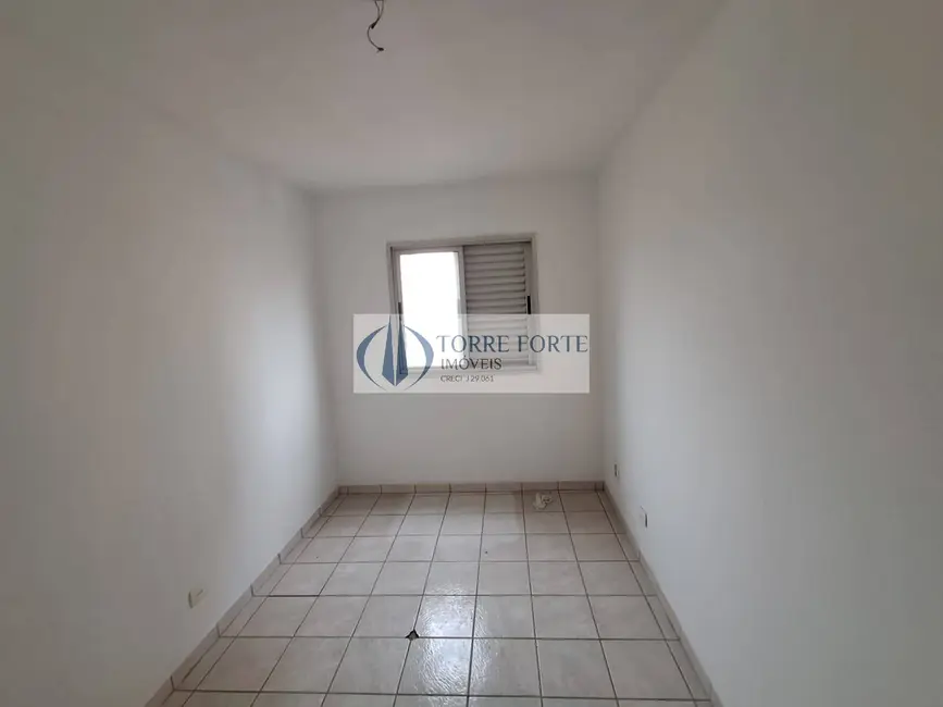 Foto 6 de Apartamento com 2 quartos para alugar, 62m2 em Vila Antonieta, São Paulo - SP