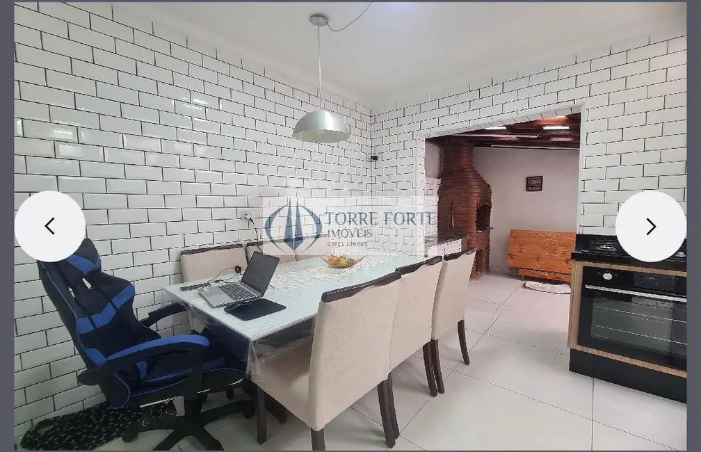 Casa com 2 quartos à venda, 108m2 em Vila Antonieta, São Paulo - SP - imagem 4 Foto 4 de Casa com 2 quartos à venda, 108m2 em Vila Antonieta, São Paulo - SP