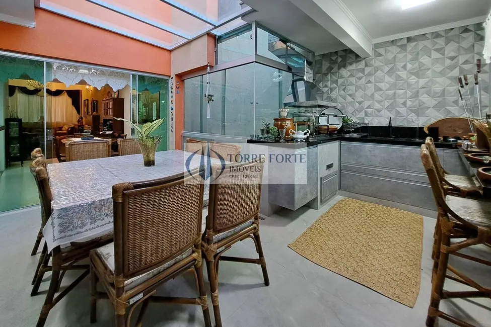 Foto 1 de Sobrado com 4 quartos à venda, 400m2 em Santa Maria, Sao Caetano Do Sul - SP