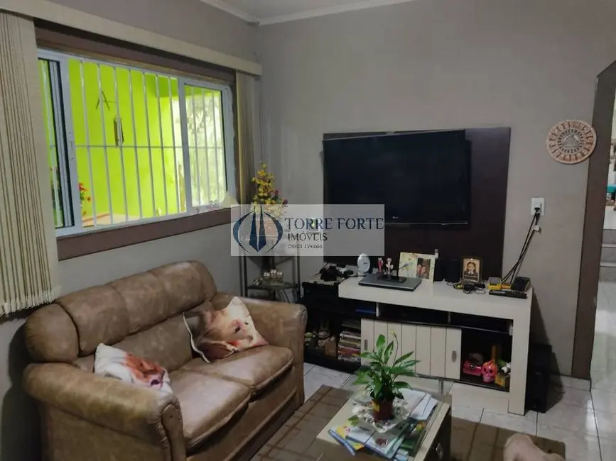Casa com 2 quartos à venda, 110m2 em Vila Matilde, São Paulo - SP - imagem 2 Foto 2 de Casa com 2 quartos à venda, 110m2 em Vila Matilde, São Paulo - SP