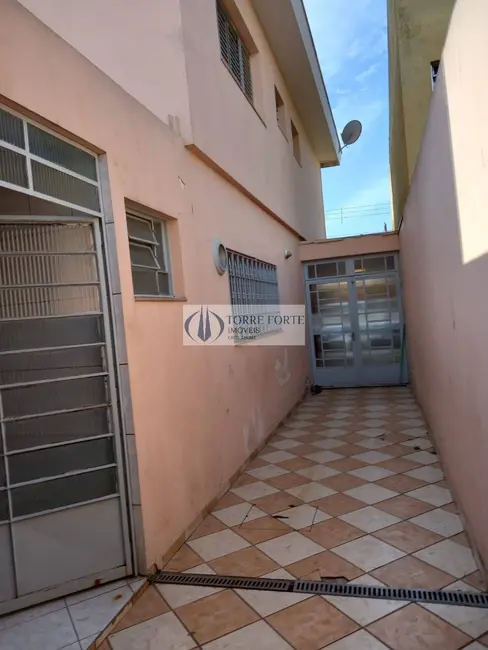 Sobrado com 3 quartos à venda, 189m2 em Vila Antonieta, São Paulo - SP - imagem 4 Foto 4 de Sobrado com 3 quartos à venda, 189m2 em Vila Antonieta, São Paulo - SP