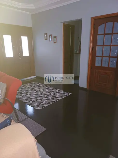Foto 3 de Casa com 3 quartos à venda, 288m2 em Jardim Guapira, São Paulo - SP
