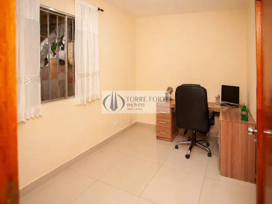 Foto 5 de Casa com 4 quartos à venda, 170m2 em Vila Miriam, São Paulo - SP