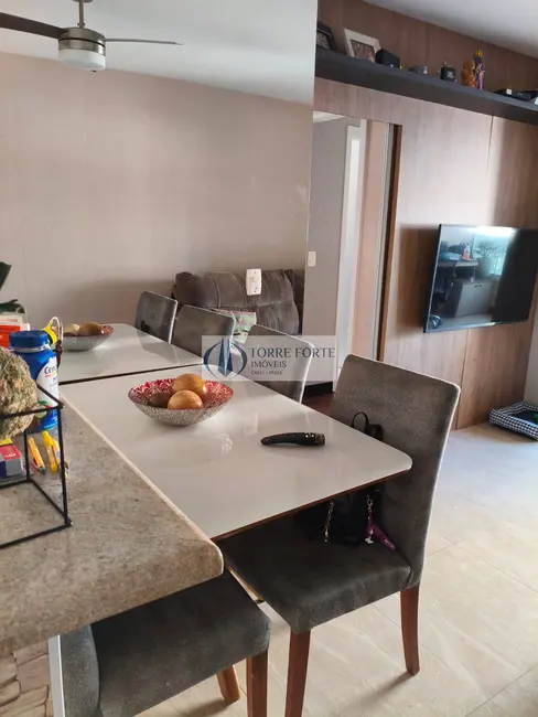 Foto 2 de Apartamento com 2 quartos à venda, 57m2 em Vila Gumercindo, São Paulo - SP
