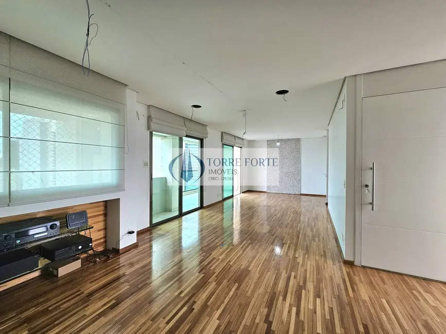 Apartamento com 3 quartos à venda, 147m2 em Brooklin Paulista, São Paulo - SP - imagem 5 Foto 5 de Apartamento com 3 quartos à venda, 147m2 em Brooklin Paulista, São Paulo - SP