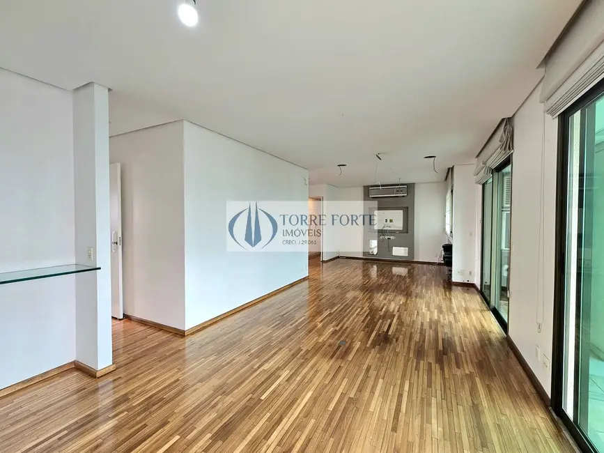Apartamento com 3 quartos à venda, 147m2 em Brooklin Paulista, São Paulo - SP - imagem 8 Foto 8 de Apartamento com 3 quartos à venda, 147m2 em Brooklin Paulista, São Paulo - SP