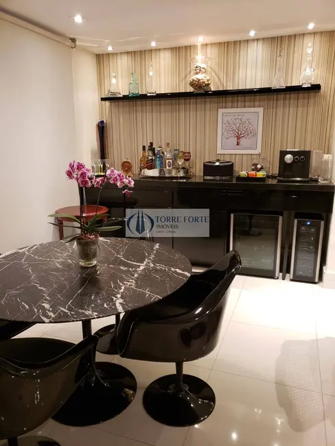 Apartamento com 3 quartos à venda, 145m2 em Indianópolis, São Paulo - SP - imagem 5 Foto 5 de Apartamento com 3 quartos à venda, 145m2 em Indianópolis, São Paulo - SP