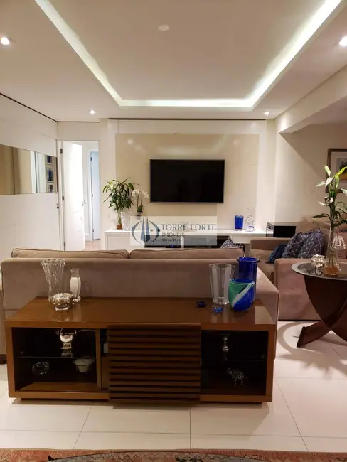 Apartamento com 3 quartos à venda, 145m2 em Indianópolis, São Paulo - SP - imagem 4 Foto 4 de Apartamento com 3 quartos à venda, 145m2 em Indianópolis, São Paulo - SP