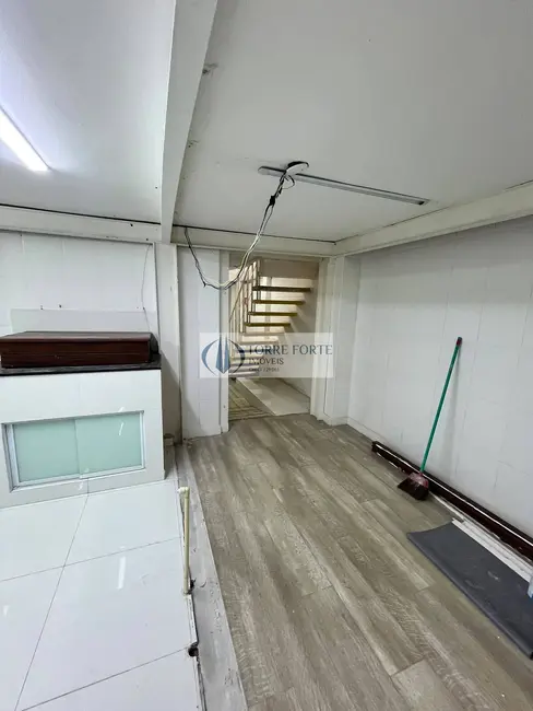 Foto 8 de Casa com 3 quartos para alugar, 180m2 em Santa Cecília, São Paulo - SP