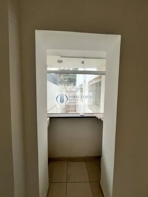 Foto 3 de Casa com 3 quartos para alugar, 180m2 em Santa Cecília, São Paulo - SP