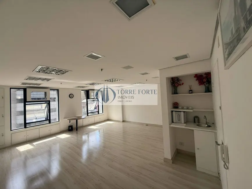 Sala Comercial à venda, 42m2 em Brooklin Paulista, São Paulo - SP - imagem 3 Foto 3 de Sala Comercial à venda, 42m2 em Brooklin Paulista, São Paulo - SP