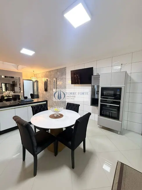 Foto 9 de Casa com 4 quartos à venda, 200m2 em Penha de França, São Paulo - SP