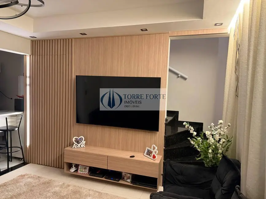 Foto 2 de Casa com 2 quartos à venda, 62m2 em Vila Santa Teresa (Zona Leste), São Paulo - SP
