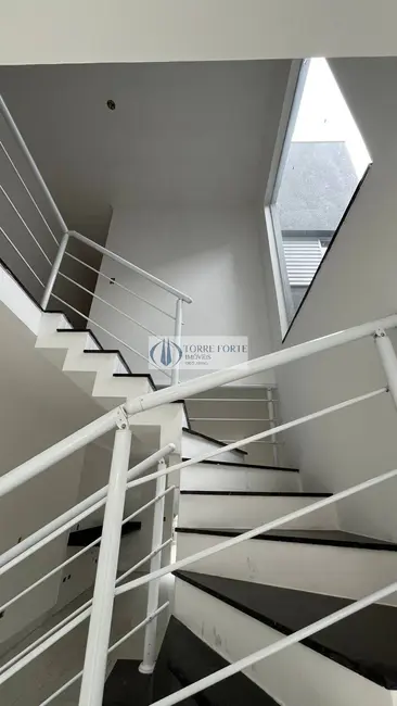 Foto 3 de Casa com 3 quartos à venda, 120m2 em Vila Canero, São Paulo - SP