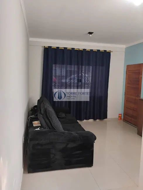 Sobrado com 2 quartos à venda, 150m2 em Vila Antonieta, São Paulo - SP - imagem 3 Foto 3 de Sobrado com 2 quartos à venda, 150m2 em Vila Antonieta, São Paulo - SP