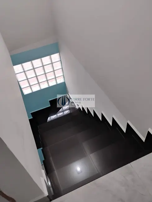 Sobrado com 2 quartos à venda, 150m2 em Vila Antonieta, São Paulo - SP - imagem 7 Foto 7 de Sobrado com 2 quartos à venda, 150m2 em Vila Antonieta, São Paulo - SP