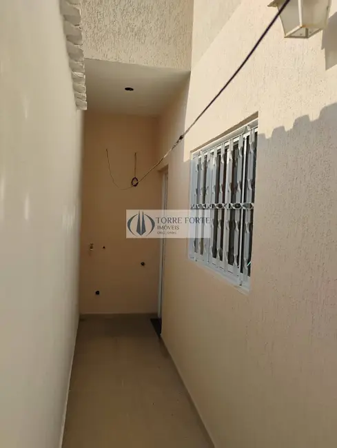 Sobrado com 2 quartos à venda, 150m2 em Vila Antonieta, São Paulo - SP - imagem 8 Foto 8 de Sobrado com 2 quartos à venda, 150m2 em Vila Antonieta, São Paulo - SP