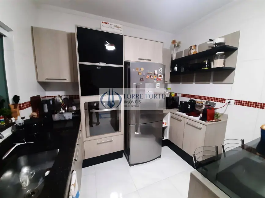 Foto 6 de Casa com 2 quartos à venda, 85m2 em Vila Tolstoi, São Paulo - SP