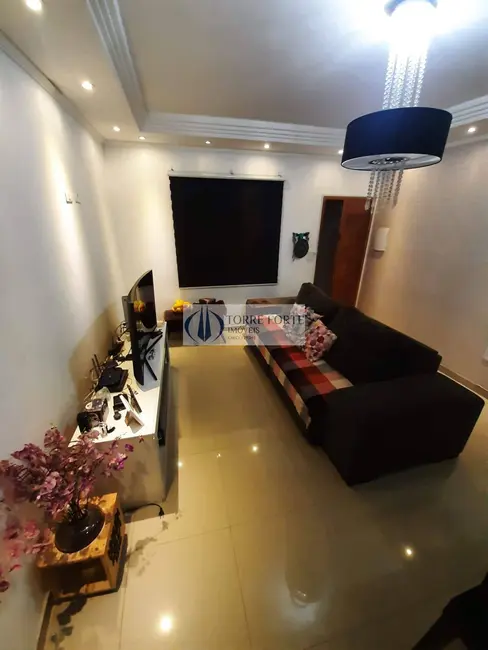 Foto 1 de Casa com 2 quartos à venda, 85m2 em Vila Tolstoi, São Paulo - SP