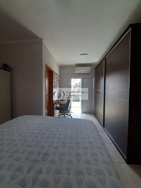 Foto 9 de Casa com 2 quartos à venda, 85m2 em Vila Tolstoi, São Paulo - SP