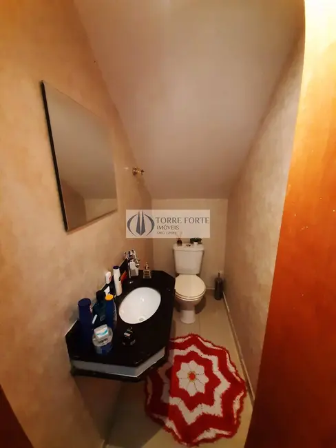 Foto 4 de Casa com 2 quartos à venda, 85m2 em Vila Tolstoi, São Paulo - SP