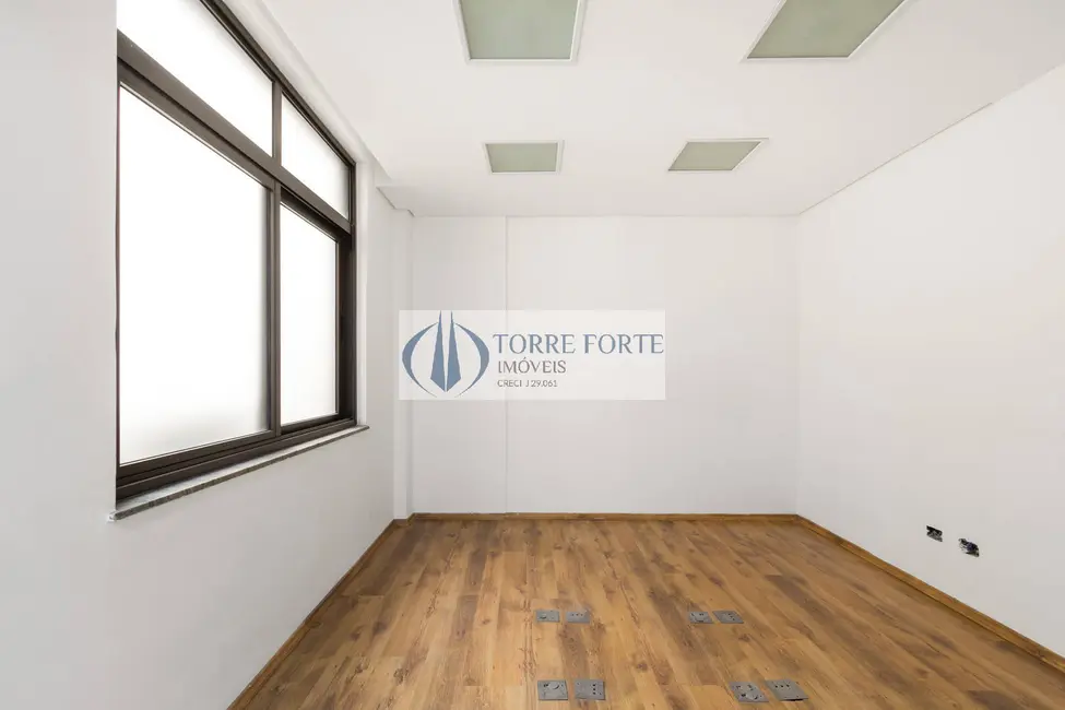 Sala Comercial à venda e para alugar, 115m2 em Centro, São Paulo - SP - imagem 6 Foto 6 de Sala Comercial à venda e para alugar, 115m2 em Centro, São Paulo - SP