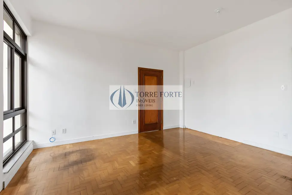 Sala Comercial à venda e para alugar, 44m2 em Centro, São Paulo - SP - imagem 6 Foto 6 de Sala Comercial à venda e para alugar, 44m2 em Centro, São Paulo - SP