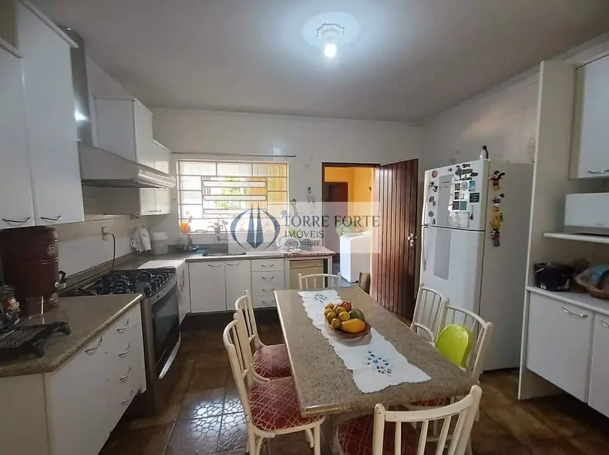 Foto 6 de Sobrado com 4 quartos à venda, 224m2 em Vila Ema, São Paulo - SP