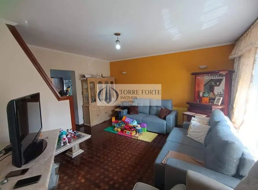 Foto 2 de Sobrado com 4 quartos à venda, 224m2 em Vila Ema, São Paulo - SP