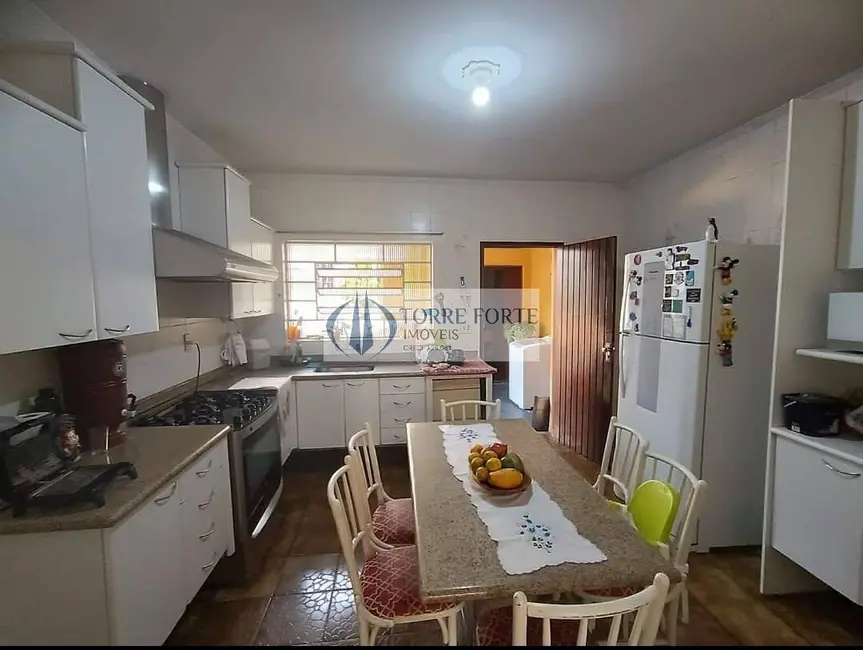 Foto 4 de Sobrado com 4 quartos à venda, 224m2 em Vila Ema, São Paulo - SP