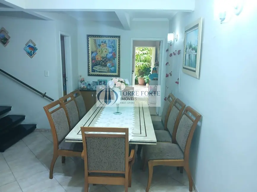 Sobrado com 3 quartos à venda, 182m2 em Vila Ema, São Paulo - SP - imagem 3 Foto 3 de Sobrado com 3 quartos à venda, 182m2 em Vila Ema, São Paulo - SP