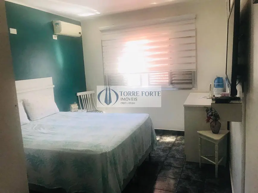 Foto 9 de Sobrado com 3 quartos à venda, 200m2 em Jardim Danfer, São Paulo - SP