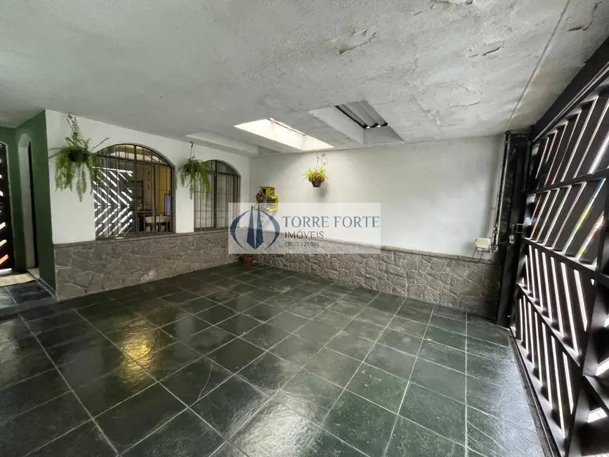 Foto 1 de Sobrado com 3 quartos à venda, 125m2 em Jardim Piqueroby, São Paulo - SP