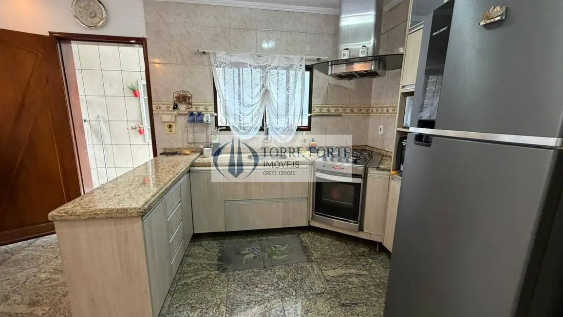 Casa com 4 quartos à venda, 243m2 em Vila Alpina, São Paulo - SP - imagem 9 Foto 9 de Casa com 4 quartos à venda, 243m2 em Vila Alpina, São Paulo - SP