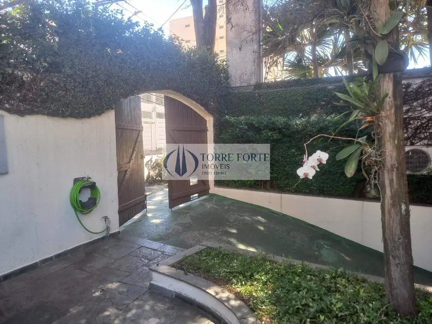 Sobrado com 7 quartos à venda, 340m2 em Santana, São Paulo - SP - imagem 6 Foto 6 de Sobrado com 7 quartos à venda, 340m2 em Santana, São Paulo - SP