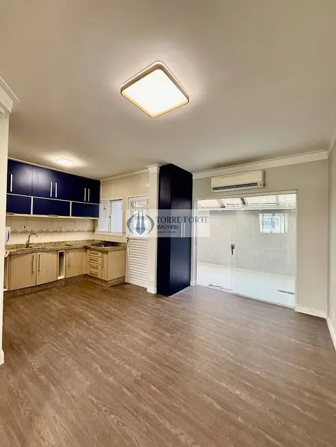 Sobrado com 3 quartos à venda, 124m2 em Santo Andre - SP - imagem 6 Foto 6 de Sobrado com 3 quartos à venda, 124m2 em Santo Andre - SP
