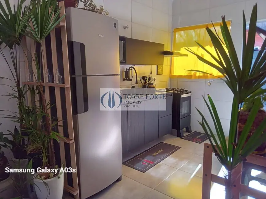 Casa com 2 quartos à venda, 49m2 em São Paulo - SP - imagem 2 Foto 2 de Casa com 2 quartos à venda, 49m2 em São Paulo - SP