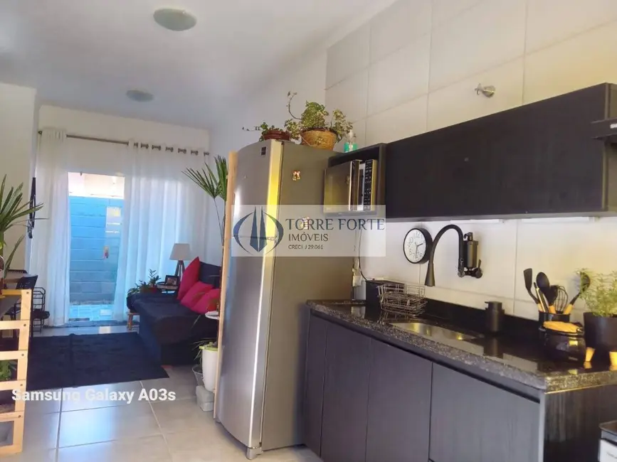 Casa com 2 quartos à venda, 49m2 em São Paulo - SP - imagem 3 Foto 3 de Casa com 2 quartos à venda, 49m2 em São Paulo - SP