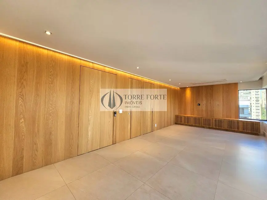 Foto 7 de Apartamento com 3 quartos à venda, 192m2 em Campo Belo, São Paulo - SP
