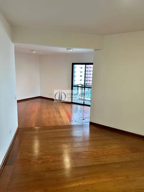 Apartamento com 3 quartos à venda, 150m2 em Planalto Paulista, São Paulo - SP - imagem 2 Foto 2 de Apartamento com 3 quartos à venda, 150m2 em Planalto Paulista, São Paulo - SP