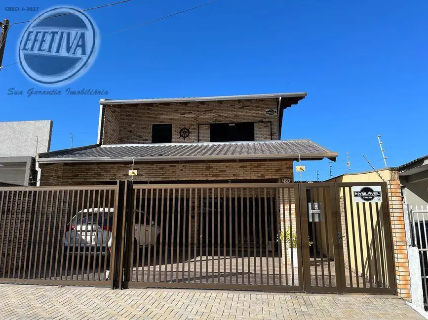 Foto 4 de Casa com 4 quartos à venda, 248m2 em Centro, Guaratuba - PR