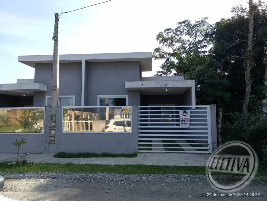 Foto 2 de Casa com 2 quartos à venda, 84m2 em Matinhos - PR
