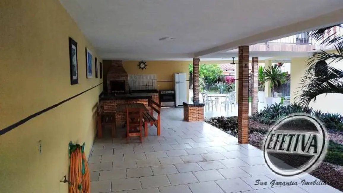 Foto 9 de Casa com 3 quartos à venda, 550m2 em Matinhos - PR