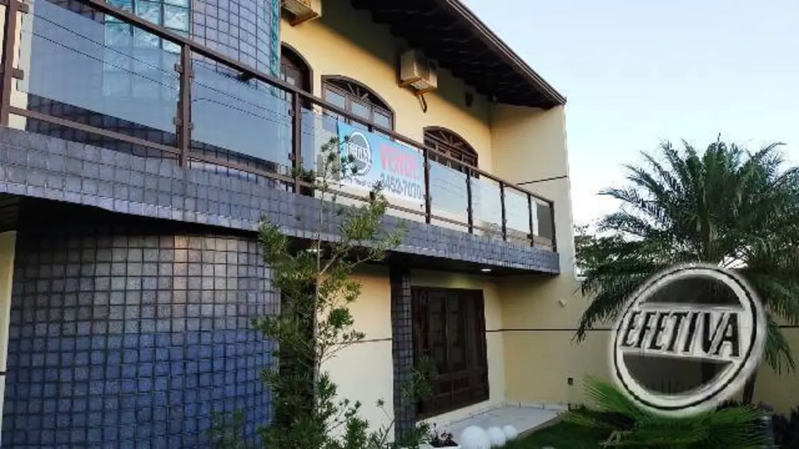Foto 1 de Casa com 3 quartos à venda, 550m2 em Matinhos - PR